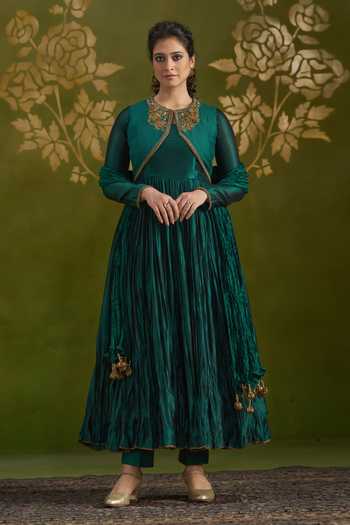 Buy_Almaari By Pooja Patel_Emerald Green Silk, Tussar Round Neck Rochita Embroidered Crushed Anarkali Set _Online