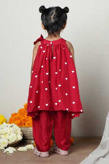 Shop_Poochkie_Red Viscose, Muslin Little Hearts Print Kurta And Pant Set _at_Aza_Fashions