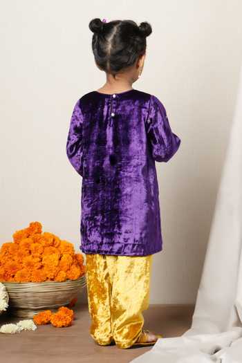 Shop_Poochkie_Purple Velvet Zardozi Embroidered Kurta And Pyjama Set _at_Aza_Fashions