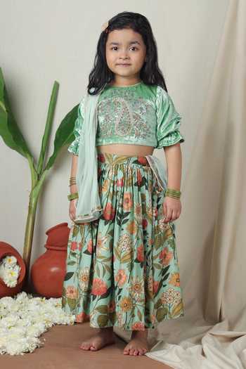 Shop_Poochkie_Green Velvet Embroidered Lehenga Set _at_Aza_Fashions