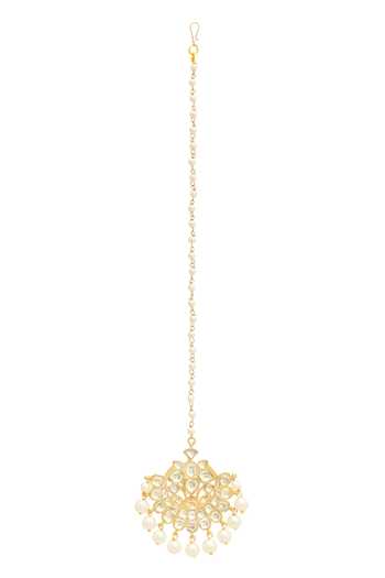 Buy_MAISARA JEWELRY_Gold Plated Pearl And Jadau Embellished Maangtikka _at_Aza_Fashions