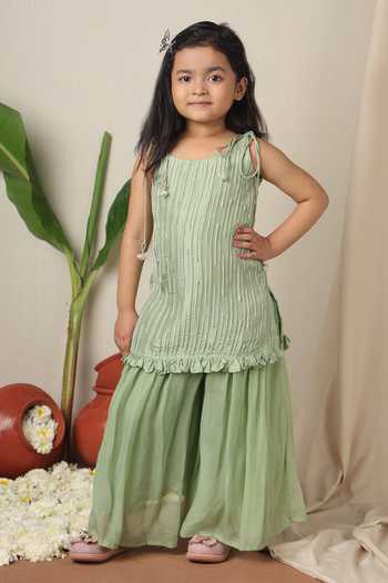 Buy_Poochkie_Green Silk, Organza Mukta Embroidered Kurta And Palazzo Set _at_Aza_Fashions