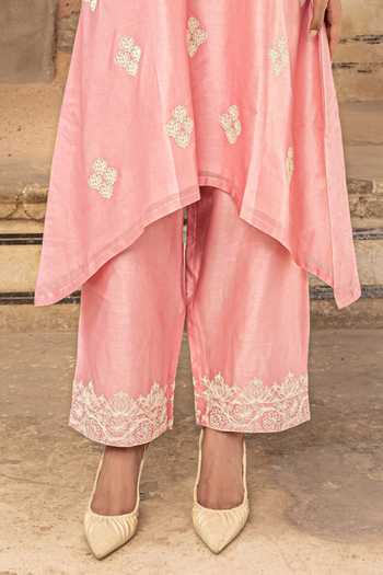 Charu Makkar_Pink Silk, Chanderi, Organza Keyhole Neck Rama Embroidered Kurta Set _Online_at_Aza_Fashions