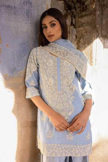 Charu Makkar_Blue Chanderi, Silk, Organza Round Neck Saboor Dori Embroidered Kurta Set _Online