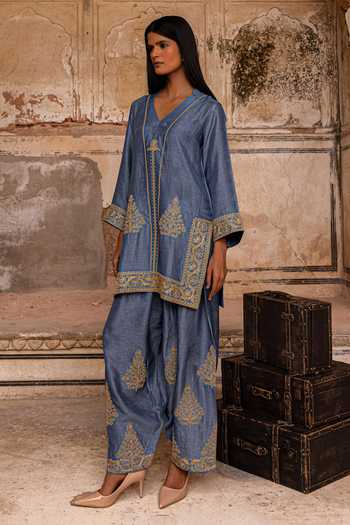 Buy_Charu Makkar_Blue Silk, Organza Emaan Placement Embroidered Kurta Set 