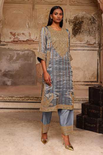 Buy_Charu Makkar_Blue Organza, Tissue, Silk Round Neck Noor Stripe Woven Kurta Set _Online