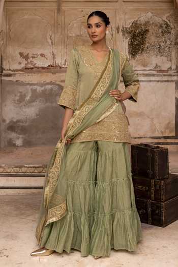 Charu Makkar_Green Chanderi, Tissue, Organza V-neck, Yes Rumi Embroidered Kurta Gharara Set _at_Aza_Fashions