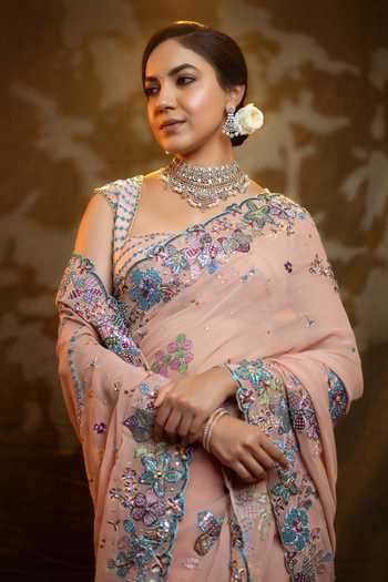 Shop_Aisha Rao_Peach Georgette Square Neck Edelise Saree With Blouse _at_Aza_Fashions