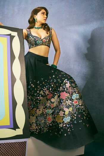 Shop_Aisha Rao_Black Silk, Tulle Sweetheart Neck Tenebra Sable Raw Lehenga Set _at_Aza_Fashions