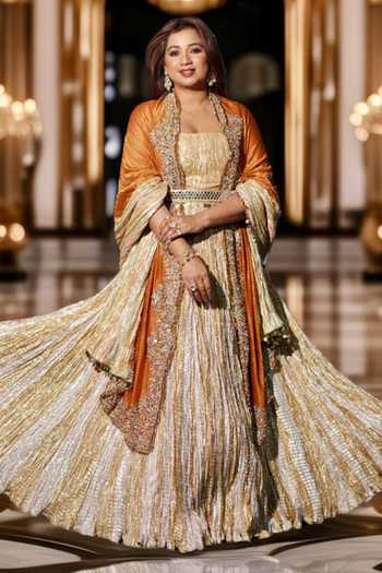 Buy_Etasha By Asha Jain_Gold Tissue Textured Metallic Lehenga Set _Online_at_Aza_Fashions