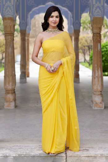 Buy_Geroo Jaipur_Yellow Chiffon Bandeau Neck Pre-draped Saree With Blouse _at_Aza_Fashions