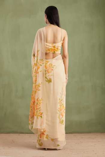 Shop_Geroo Jaipur_Beige Chiffon Square Neck Handpainted Pre-draped Saree And Blouse Set _at_Aza_Fashions