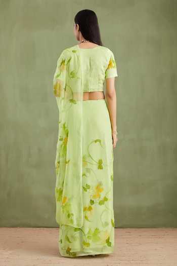 Shop_Geroo Jaipur_Green Chiffon V-neck Handpainted Saree And Blouse Set _at_Aza_Fashions