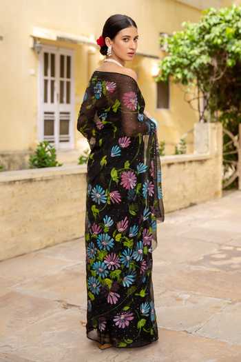 Shop_Geroo Jaipur_Black Chiffon Bandeau Neck Handpainted Pre-draped Saree With Blouse _at_Aza_Fashions