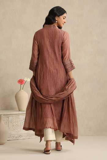Shop_Weaver Story_Pink Chanderi Split V-neck Handloom Mul Kurta Set _at_Aza_Fashions
