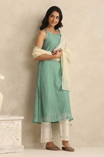 Buy_Weaver Story_Green Chanderi Round Neck Handloom Sleeveless Kurta Pant Set _at_Aza_Fashions