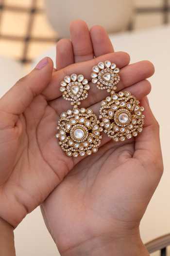 Shop_Do Taara_Gold Plated Floral Polki Earrings _at_Aza_Fashions