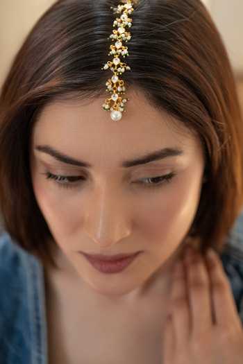 Do Taara_Gold Plated Kundan Studded Maangtikka _Online_at_Aza_Fashions