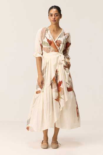 Buy_Kharakapas_Multi Color Muslin (mulmul) V-neck Falling Grace Print Dress _at_Aza_Fashions