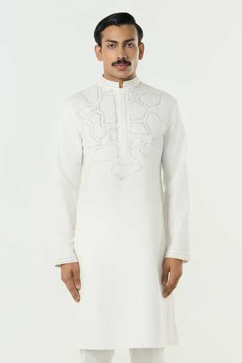 Buy_Line Out Line_Off White Chanderi Geo Frame Embroidered Kurta _at_Aza_Fashions