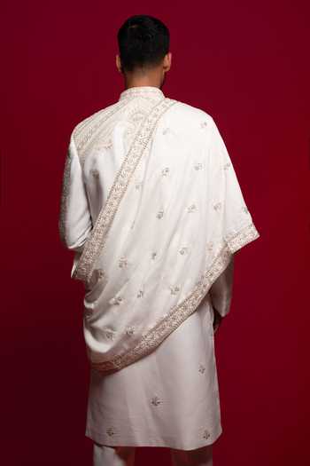 Shop_Sven Suits_White Silk Embroidered Sherwani Set _at_Aza_Fashions