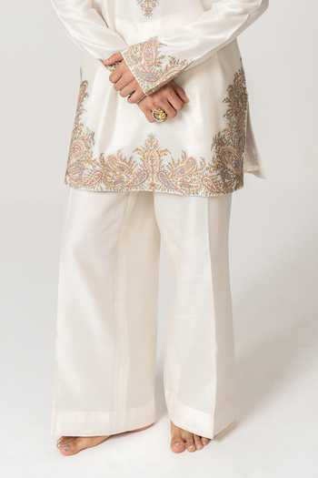 Shop_Wabi Sabi By Anshum-Ritesh_Ivory Chanderi Kashmir Kairi Embroidered Kurta With Pant _Online_at_Aza_Fashions
