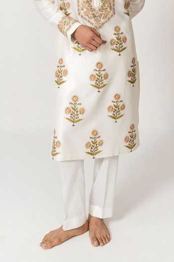 Wabi Sabi By Anshum-Ritesh_Ivory Cotton, Chanderi Genda Gulab Embroidered Kurta With Pant _Online_at_Aza_Fashions