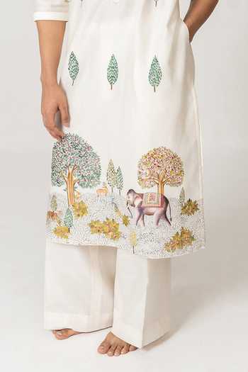 Wabi Sabi By Anshum-Ritesh_Ivory Chanderi Van Hand Paint Kurta With Pant _Online_at_Aza_Fashions