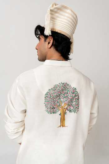 Buy_Wabi Sabi By Anshum-Ritesh_Ivory Chanderi Van Hand Paint Kurta With Pant _Online_at_Aza_Fashions