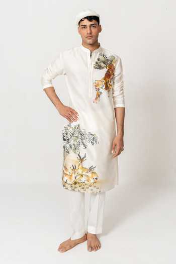 Buy_Wabi Sabi By Anshum-Ritesh_Ivory Cotton, Chanderi The Silent Hunt Hand Paint Kurta With Pant _at_Aza_Fashions