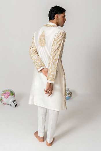 Shop_Wabi Sabi By Anshum-Ritesh_Ivory Cotton, Chanderi Gilded Lattice Embroidered Kurta With Pant _at_Aza_Fashions