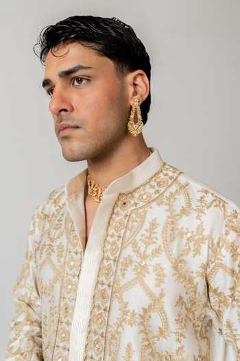 Buy_Wabi Sabi By Anshum-Ritesh_Ivory Cotton, Chanderi Gilded Lattice Embroidered Kurta With Pant _Online
