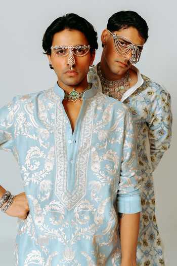 Wabi Sabi By Anshum-Ritesh_Ivory Cotton, Chanderi Willow Bloom Embroidered Kurta With Pant _Online