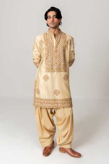 Buy_Wabi Sabi By Anshum-Ritesh_Beige Cotton, Chanderi Navrang Embroidered Kurta Set _at_Aza_Fashions