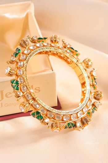 Buy_MRJEWELS_Green Moissanite Designer Peacock Bangle _at_Aza_Fashions
