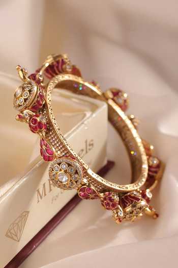 Buy_MRJEWELS_White Statement Beaded Peacock Bangle _at_Aza_Fashions