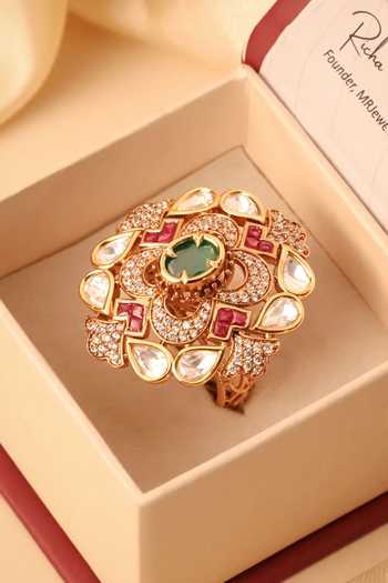 Buy_MRJEWELS_Green Emerald Polki Embellished Ring _at_Aza_Fashions