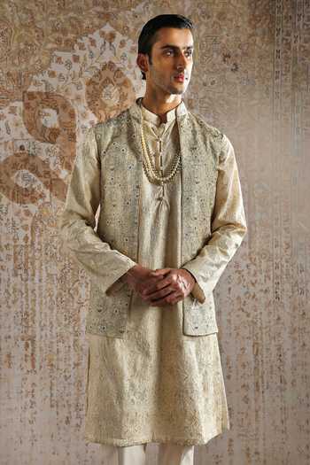 Asuka_Gold Silk, Chanderi Zari Embroidered Bundi Kurta Set _Online_at_Aza_Fashions