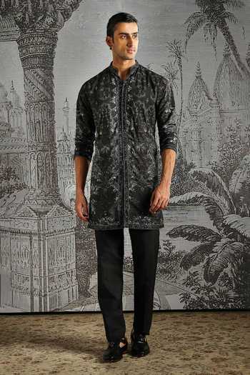 Buy_Asuka_Black Chanderi Abstract Pattern Kurta And Pant Set _at_Aza_Fashions