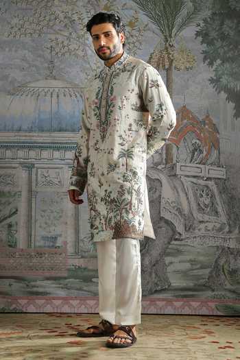 Buy_Asuka_Ivory Chanderi Silk Kurta And Pant Set _Online_at_Aza_Fashions