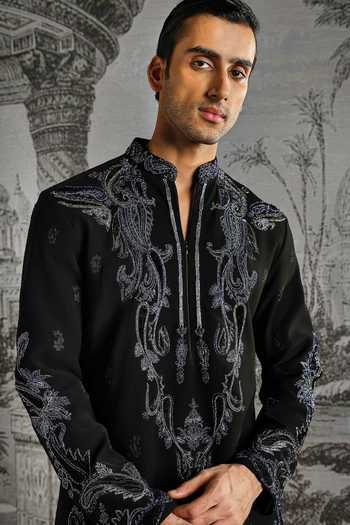 Asuka_Black Abstract Metallic Pattern Kurta With Pant _Online_at_Aza_Fashions