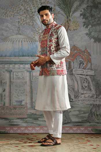 Buy_Asuka_Ivory Pashmina Zari Embroidered Bundi Kurta Set _Online_at_Aza_Fashions