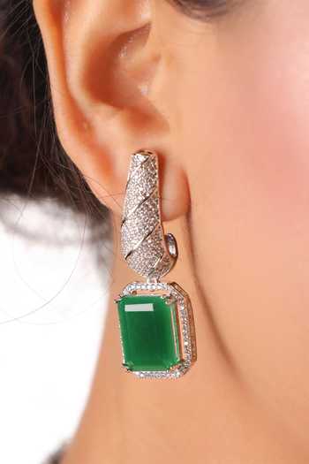 Shop_MRJEWELS_Green Emerald Regent Pave Choker Set _at_Aza_Fashions