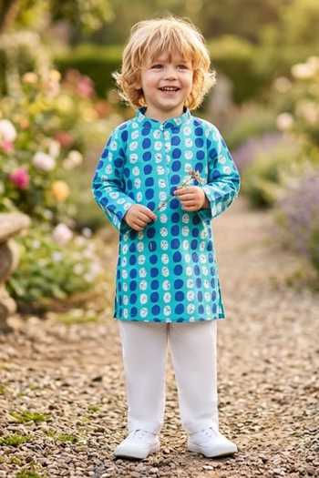 Buy_Pankhuri By Priyanka_Blue Cotton Teal Polka Dot Print Kurta Set _at_Aza_Fashions