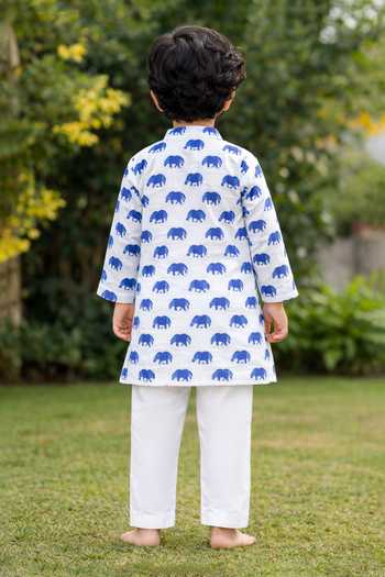 Shop_Pankhuri By Priyanka_White Cotton Elephant Print Kurta Set _at_Aza_Fashions
