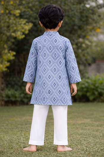 Shop_Pankhuri By Priyanka_Blue Cotton Ikat Print Kurta Set _at_Aza_Fashions