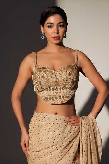 Libas Cafe by Nidhi & Ashish_Gold Georgette Sweetheart Neck Chandni Embroidered Saree With Blouse _Online_at_Aza_Fashions