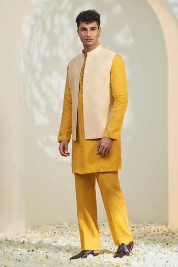 Buy_Madhav Agasti_Yellow Silk Diagonal Pintuck Pattern Bundi _at_Aza_Fashions