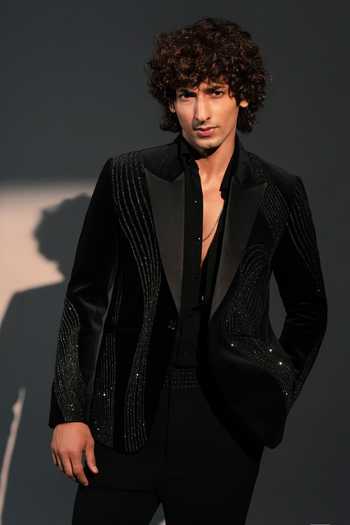 Buy_ROHIT DOSHI_Black Velvet Assassin Embellished Blazer _at_Aza_Fashions
