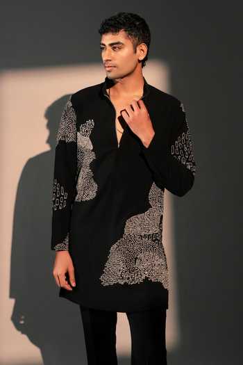Shop_ROHIT DOSHI_Black Velvet Multiverse Embroidered Kurta And Pant Set _Online_at_Aza_Fashions